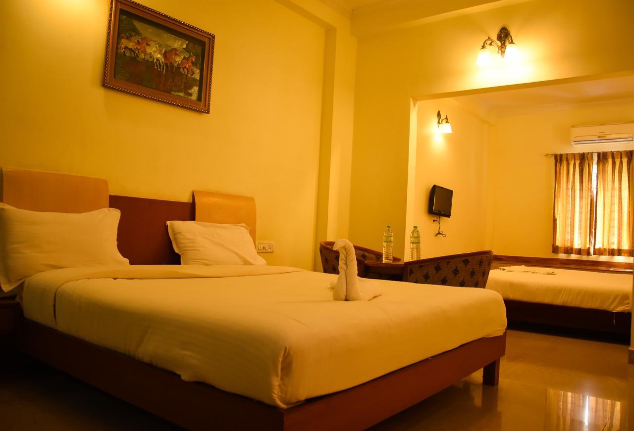 Ulo Hill Breeze Hotel Yelagiri Luaran gambar